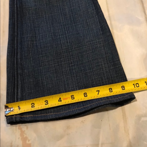 Rock & Republic Flare Leg Jeans 27 flap pockets - Picture 5 of 8